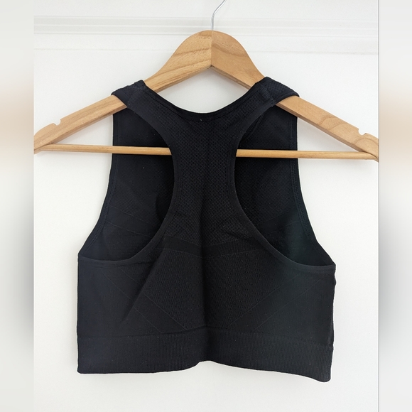 A&F Sports Bra/Bra Top - Picture 3 of 4